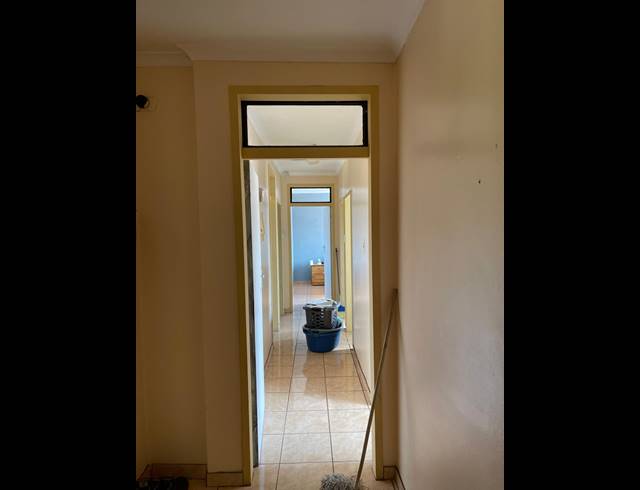 4 BEDROOM HOUSE FOR SALE IN SIGNAL HILL